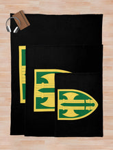 Load image into Gallery viewer, Army - 18th MP Bde wo Txt wo DS Throw Blanket
