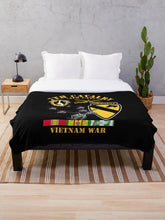 Load image into Gallery viewer, 7th Cavalry (Air Cav) - 1st Cav Division w SVC Throw Blanket
